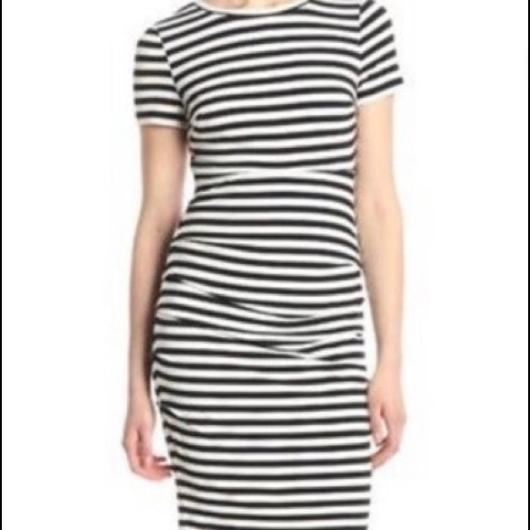 🎉HP🎉❤️🔥Vince Camuto-Midi Short Sleeve Dress Measurements in Description❤️🔥 - Picture 2 of 15